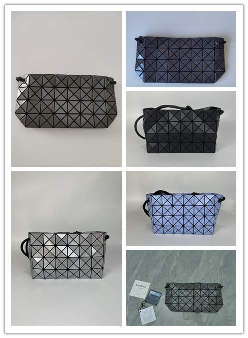 Picture of Issey Miyake Handbags _SKUfw232844382fw
